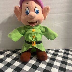 1993 Walt Disney Snow White & the Seven Dwarfs Dopey Plush Stuffed Doll Mattel